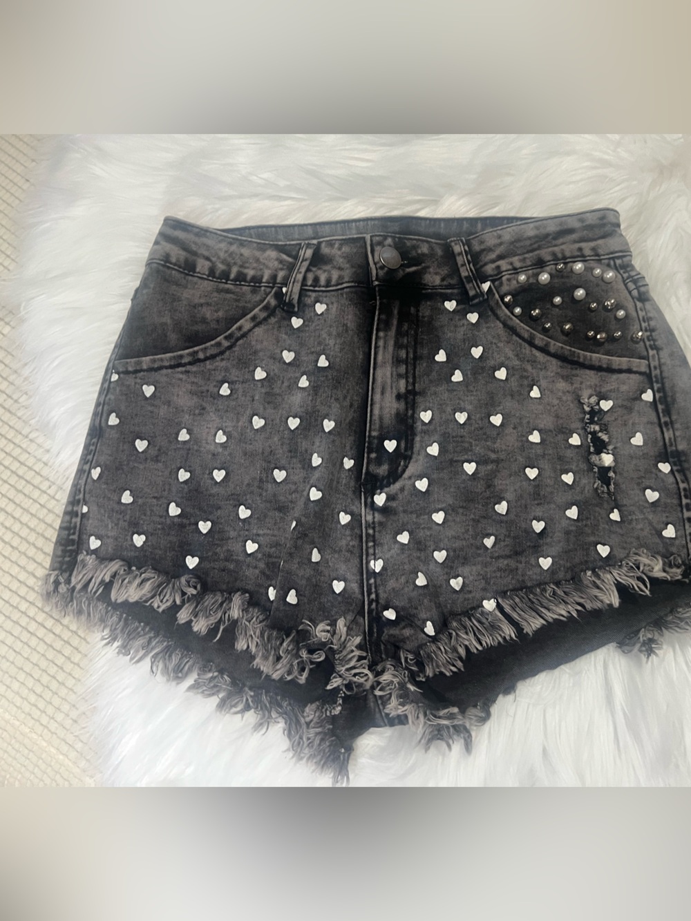 Distressed shorts